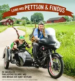 Findus och Pettson på motorcykel med sidovagn